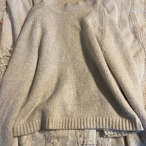 Old navy sweater